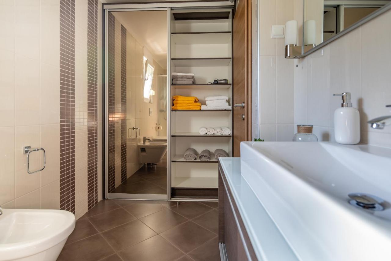 Penthouse Gea Apartment Premantura Luaran gambar