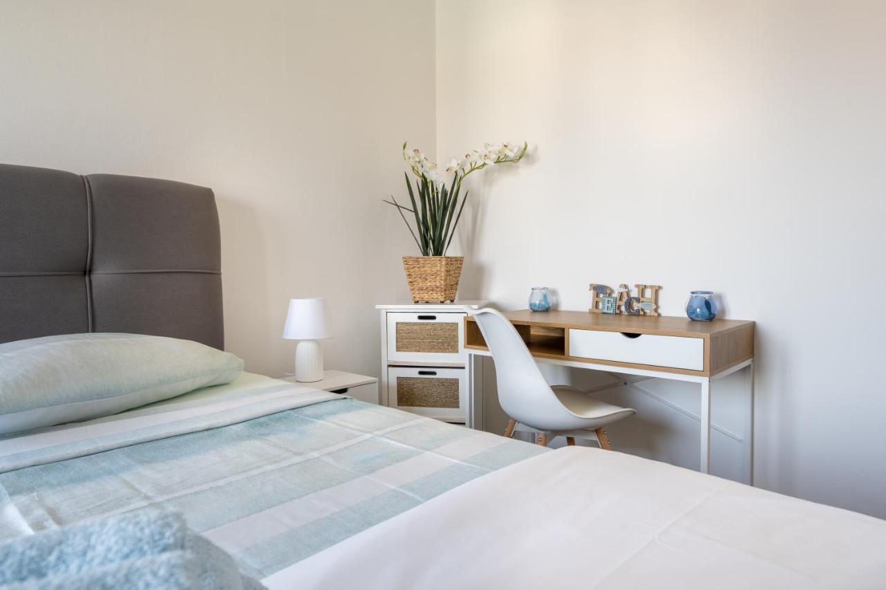 Penthouse Gea Apartment Premantura Luaran gambar