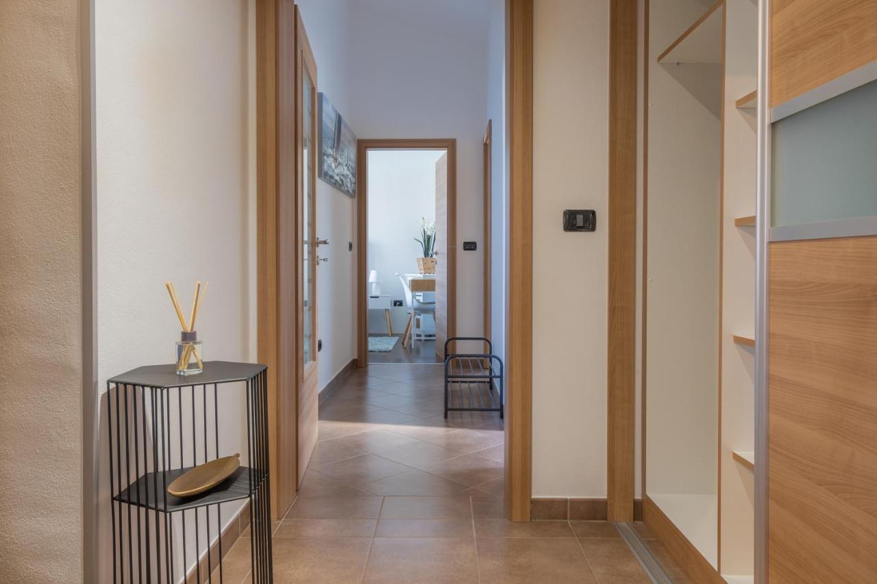 Penthouse Gea Apartment Premantura Luaran gambar